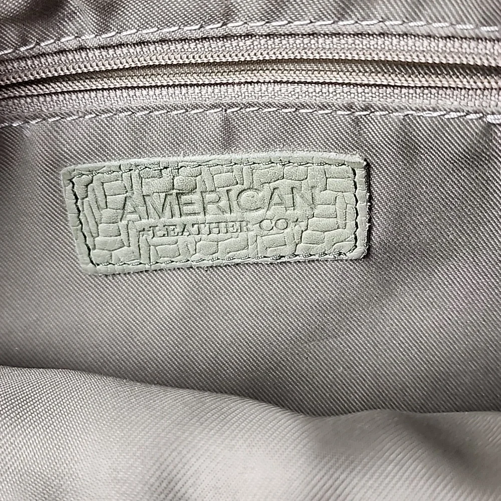 American Leather Co. Crossbody Bag in Soft Green - Picture 6 of 8